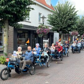 Dahliatocht sliert duofietsen Lisse