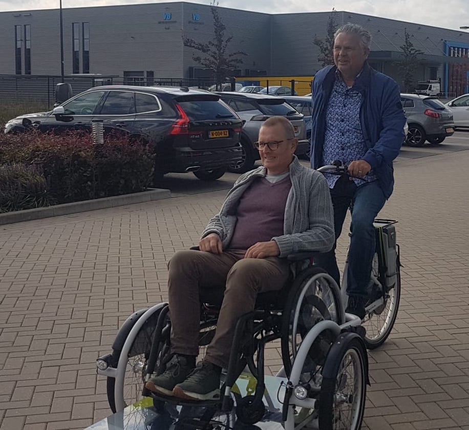 Van Raam rolstoelfiets testritje Peter en Bram